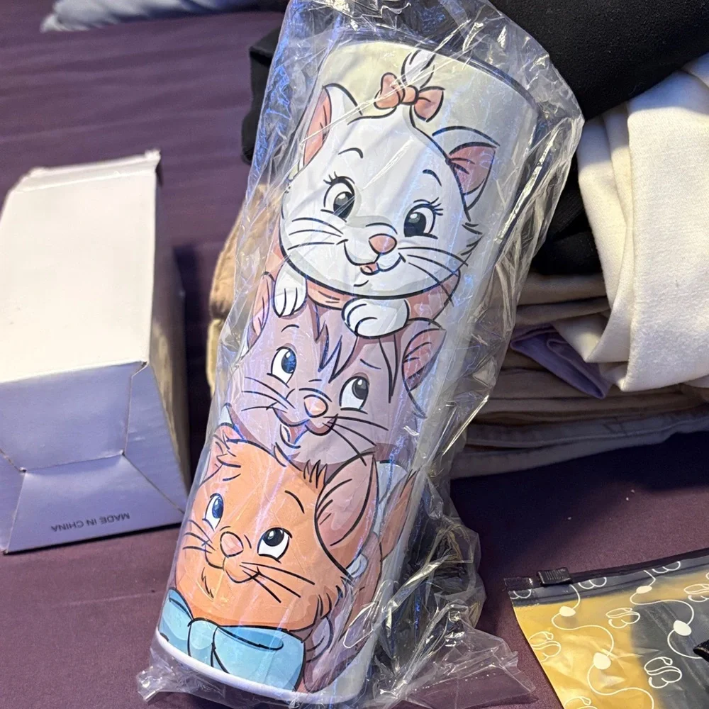 Cute Cat Tumbler with Cartoon Design